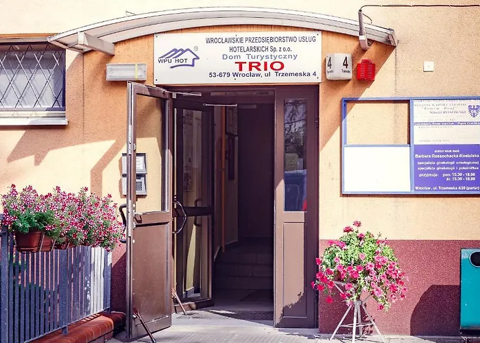 Trio Hostel